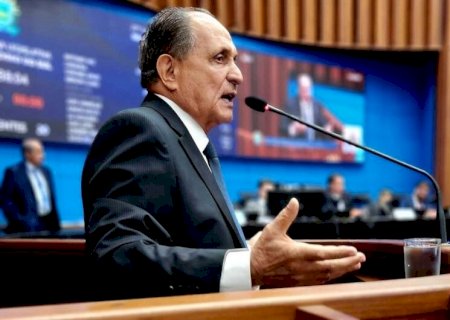 ZÉ TEIXEIRA CITA ALINHAMENTO COM TRÊS PARTIDOS PARA DISPUTA ELEITORAL EM DOURADOS
