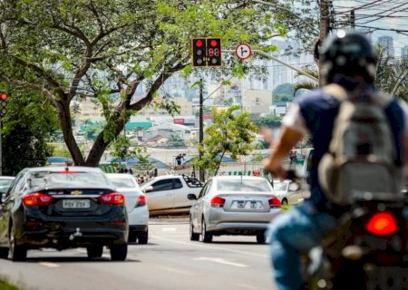 PRAZO PARA LICENCIAR VEÍCULOS COM PLACAS FINAL 1 E 2 EM MS VENCE NO DIA 30
