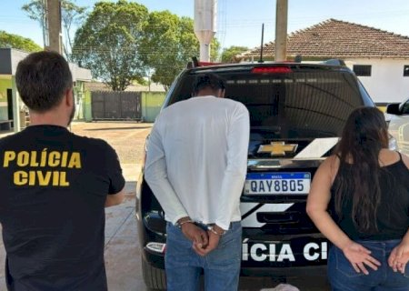 CASAL É PRESO APÓS FURTAR MOTO E ABANDONAR BEBÊ DE 9 DIAS EM CARRO