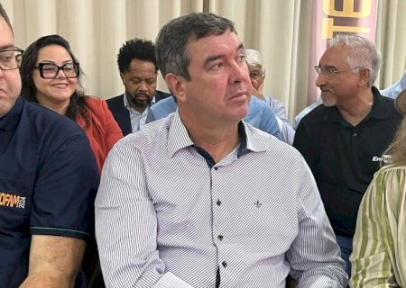 NA TECNOFAM, RIEDEL VÊ MOVIMENTO POR TERRA DEMOCRÁTICO, 'NÃO PODEMOS ACEITAR É INVASÃO'