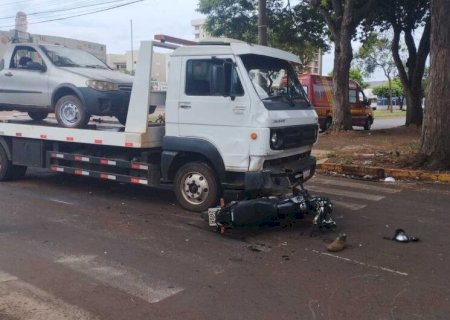 HOMEM MORRE NO HOSPITAL DA VIDA APÓS ACIDENTE DE TRÂNSITO NA WEIMAR TORRES