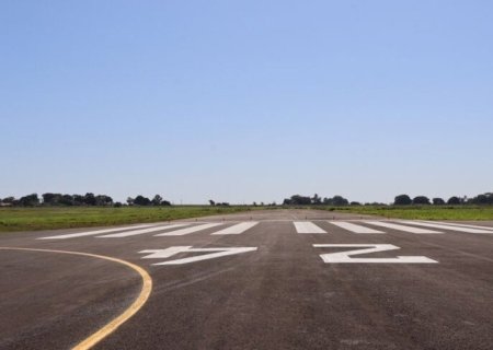 EXÉRCITO DIZ QUE PISTA DO AEROPORTO ESTÁ 'OPERÁVEL' E AGUARDA DOCUMENTAÇÃO PARA ENTREGA DA OBRA