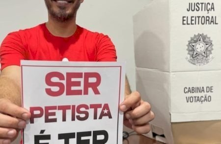 VIVENDO E TRABALHANDO NA CAPITAL, PROFESSOR QUER A PREFEITURA DE DOURADOS