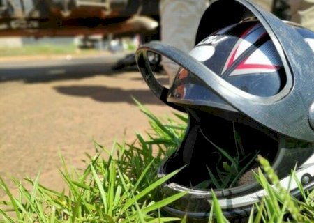 JOVEM MORRE EM ACIDENTE NA MARCELINO PIRES APÓS COLIDIR EM TRASEIRA DE CAMINHONETE