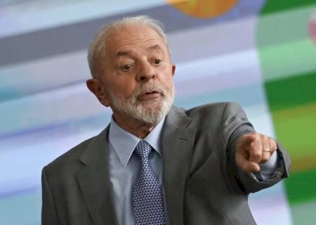 LULA LANÇA 'DESENROLA' PARA PEQUENOS NEGÓCIOS E PROGRAMA DE ESTÍMULO AO CRÉDITO