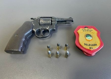 HOMEM É PRESO PORTANDO ARMA DE FOGO ESCONDIDA EM COLCHÃO