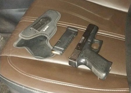 POLÍCIA APREENDE PISTOLA DURANTE CUMPRIMENTO DE MANDADO DE BUSCA E APREENSÃO