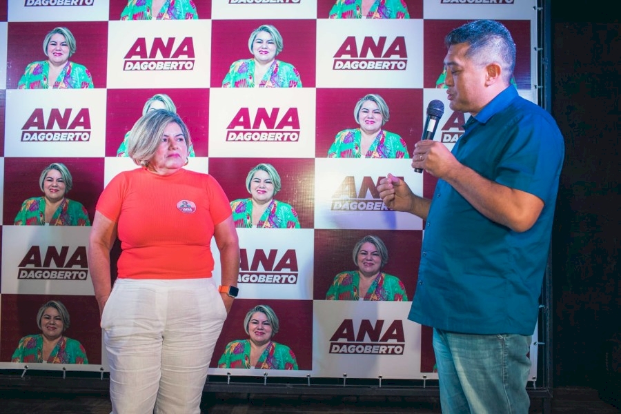 ANA DAGOBERTO LANÇA PRÉ-CANDIDATURA E REÚNE LÍDERES DE VÁRIOS SEGMENTOS DA SOCIEDADE DOURADENSE