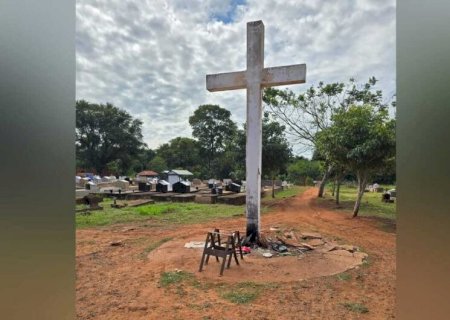 TÚMULOS SÃO VIOLADOS E CORPOS DE BEBÊ E ADOLESCENTE LEVADOS DE CEMITÉRIO