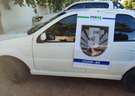 POLÍCIA RECUPERA VEÍCULO FURTADO E PRENDE DOIS PELO CRIME