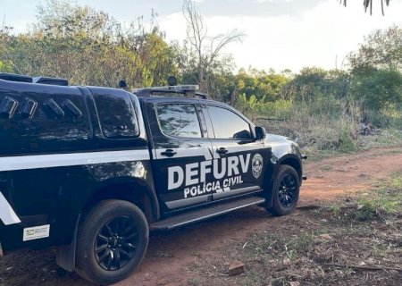 HOMENS QUE ARROMBARAM LOJA DE FERRAMENTAS UTILIZANDO VEÍCULO SÃO PRESOS