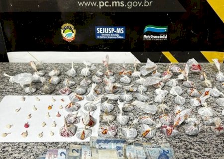 APÓS QUASE QUATRO ANOS, HOMEM VOLTA A SER PRESO COM DROGAS EM RESIDÊNCIA