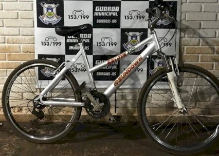GUARDA MUNICIPAL RECUPERA BICICLETA FURTADA HÁ 12 ANOS