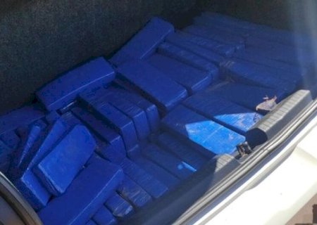 POLÍCIA APREENDE MACONHA, SKUNK E COCAÍNA DURANTE ABORDAGEM EM RODOVIA