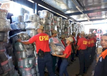 MATO GROSSO DO SUL INICIA O ENVIO DE 15 MIL COBERTORES DOADOS PARA O RS