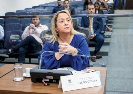 SOLICITAÇÃO DE LIA NOGUEIRA PROPÕE A REGULARIZAÇÃO DE CONJUNTOS HABITACIONAIS EM DISTRITOS DE DOURADOS