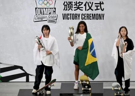 RAYSSA LEAL VENCE ETAPA DA CHINA DO PRÉ-OLÍMPICO DE SKATE STREET