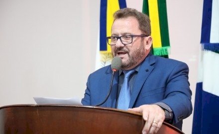 LAUDIR COBRA INFORMAÇÕES SOBRE REFORMA DA CASA DA ACOLHIDA E QUALIDADE DAS MARMITAS FORNECIDAS