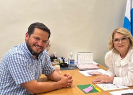 SEIS VEREADORES RECUAM E LIVRAM PREFEITA DE COMISSÃO PROCESSANTE