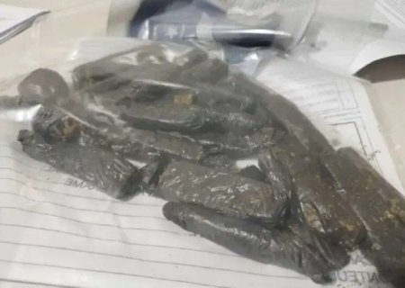 MÃE ENCONTRA MACONHA EM CASA E DENUNCIA FILHO À GUARDA MUNICIPAL