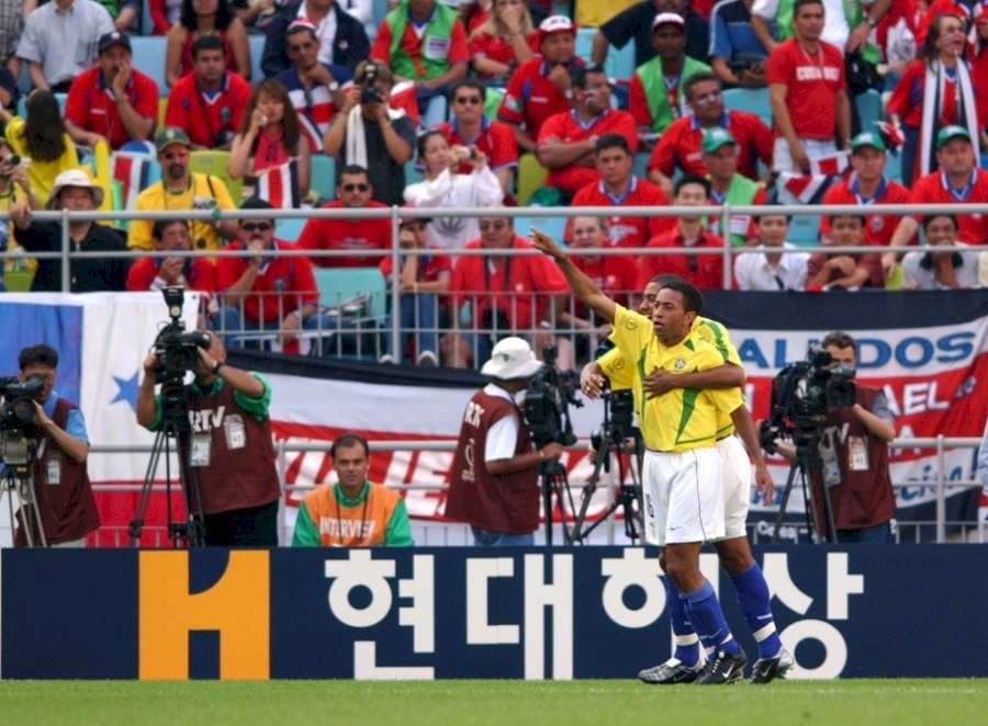 SELEÇÃO BRASILEIRA CELEBRA 22 ANOS DA CONQUISTA DO PENTA