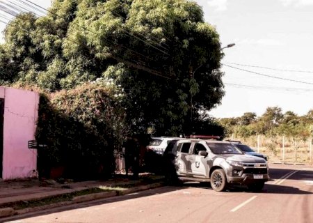 HOMEM MORRE AO SER BALEADO PELA POLÍCIA DURANTE TENTATIVA DE FUGA