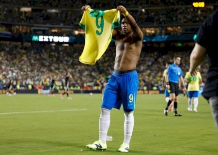 ENDRICK COMEMORA TERCEIRO GOL SEGUIDO PELO BRASIL: 'NÃO TENHO PALAVRAS'
