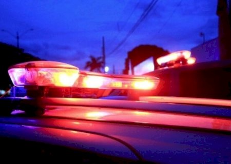 HOMEM É ESPANCADO POR PELO MENOS DEZ PESSOAS; AGRESSORES FUGIRAM
