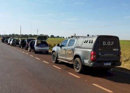 POLÍCIA INTERCEPTA COMBOIO E APREENDE R$ 1,5 MILHÃO EM PRODUTOS