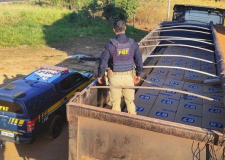 POLÍCIA RODOVIÁRIA APREENDE 250 MIL MAÇOS DE CIGARROS EM CAMAPUÃ