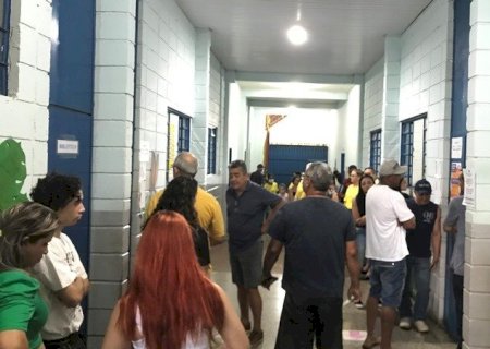DOURADOS PERDEU MAIS DE MIL ELEITORES EM DOIS ANOS