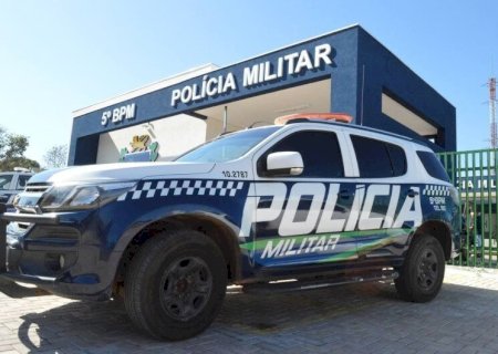 CRIANÇA DE SEIS ANOS TENTA DEFENDER MÃE DE AGRESSÕES DE EX-PADRASTO E É ESFAQUEADA