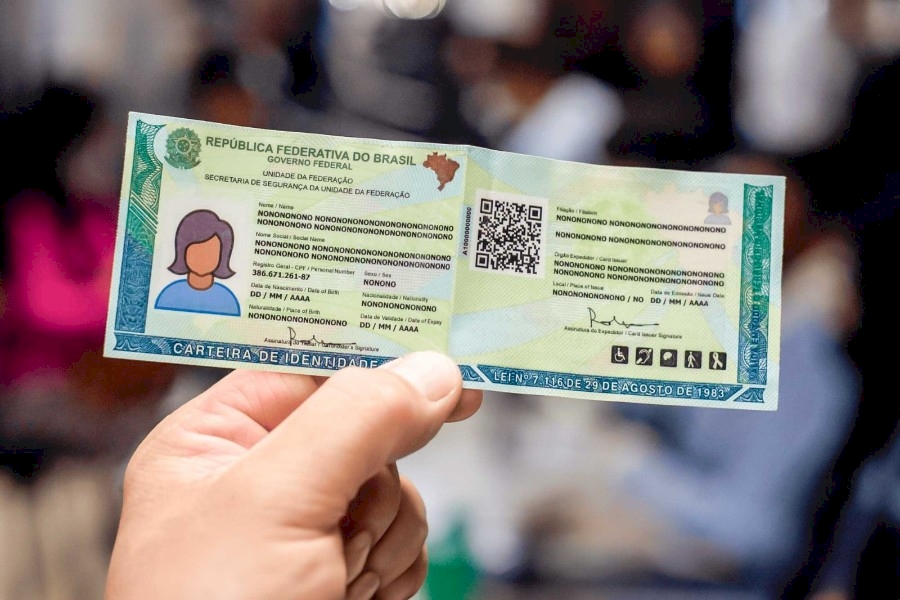CARTEIRAS DE IDENTIDADE NACIONAL - NOVO RG Peritos Papiloscopistas: Esforço de categoria garante emissão recorde de identidades em MS