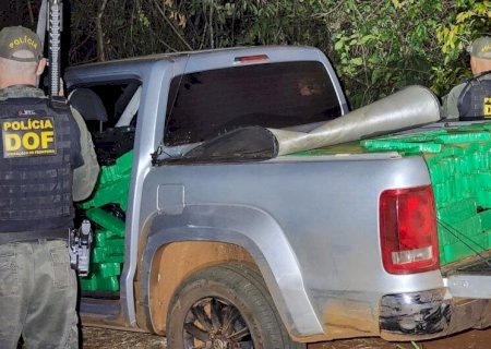 CAMINHONETE CARREGADA COM 1,5 TONELADA DE MACONHA É APREENDIDA NA FRONTEIRA