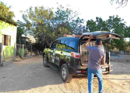 MULHER ESCAPA DE CÁRCERE, DENUNCIA SITUAÇÃO E CRIMINOSO É PRESO
