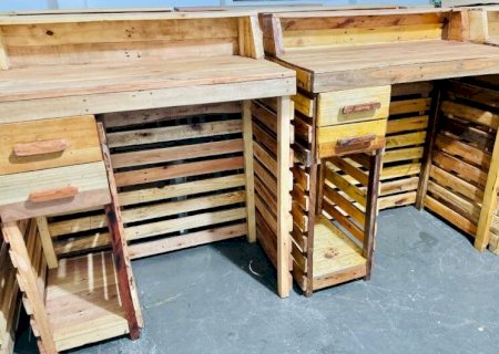 DETENTOS TRANSFORMAM PALLETS EM BALCÕES PARA OS PRODUTORES DA CEASA EM MS