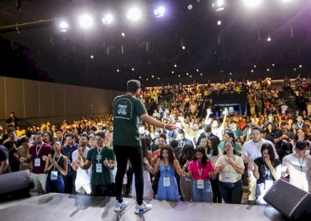 JOVENS CRISTÃOS PROMOVEM CONFERÊNCIA QUE REÚNE CENTENAS DE PESSOAS EM MS