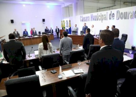 EM DOURADOS, VEREADORES APROVAM SEIS PROJETOS DURANTE A 4ª SESSÃO ORDINÁRIA