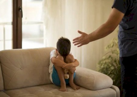 PROPOSTA TORNA HEDIONDO CRIME DE ROUBO DE CRIANÇA E ELEVA PENA DE SEIS PARA DEZ ANOS DE PRISÃO