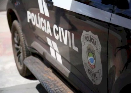 MULHER É AGREDIDA COM PAULADA NA CABEÇA AO CATAR LATINHAS POR HOMEM ‘NERVOSO’