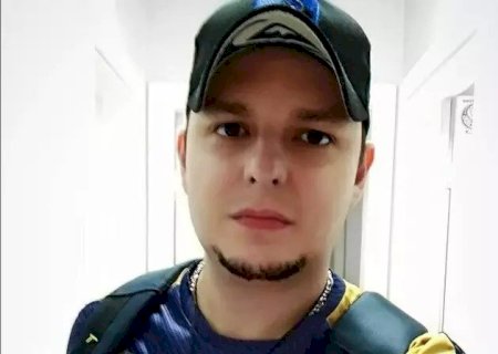 MÚSICO QUE AGREDIU JORNALISTA É SOLTO APÓS CONSEGUIR LIMINAR