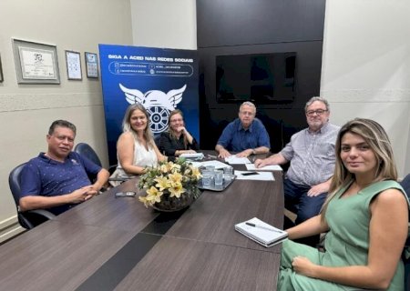 LIVRO EM HOMENAGEM AOS 80 ANOS DA ACED DE DOURADOS ENTRA EM FASE DE IMPRESSÃO E CELEBRA LEGADO