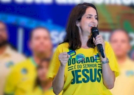 VICE-PREFEITA ESTÁ ESTÁVEL APÓS CIRURGIA E PROCEDIMENTO É TRATADO COMO SIGILO