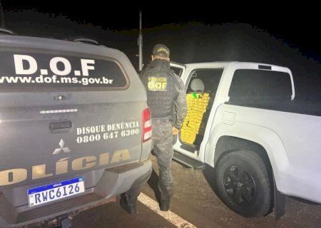 MENOR É APREENDIDO COM MACONHA AVALIADA EM QUASE R$ 2 MILHÕES EM CAMINHONETE