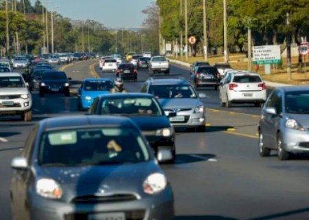 CAMPANHA MAIO AMARELO CONVIDA MOTORISTAS A DESACELERAREM NAS RODOVIAS