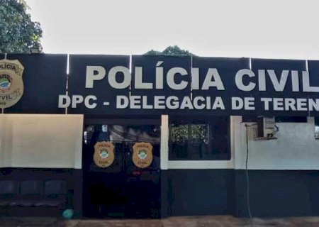 HOMEM JOGA CORPO DE AMANTE EM VALA APÓS ELA SOFRER INFARTO DURANTE RELAÇÃO SEXUAL