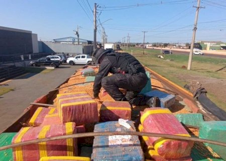 MACONHA APREENDIDA EM MEIO A CARGA DE MILHO ULTRAPASSOU 15 TONELADAS