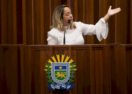 COM FOCO NOS MAIS VULNERÁVEIS, LIA NOGUEIRA SE CONSOLIDA COMO UM DOS NOMES FORTES DA MULHER NA POLÍTICA DO MS
