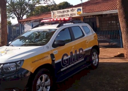COM RONDA ESCOLAR, PREFEITURA FORTALECE PARCERIA ENTRE COMUNIDADE E GUARDA MUNICIPAL