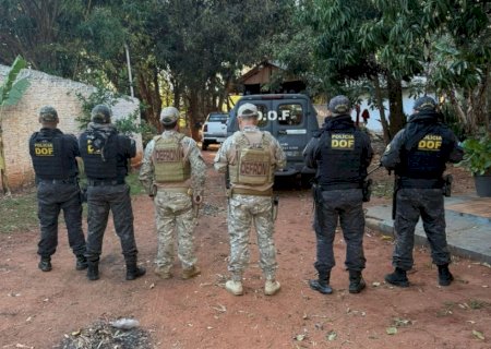 POLÍCIA FAZ BUSCAS EM MS E PARANÁ APÓS APREENSÃO DE 8 TONELADAS DE MACONHA EM ASSENTAMENTO